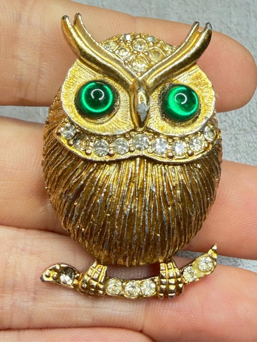 Vintage Owl Brooch Green Cabochon Eyes Rhinestones Gold Tone